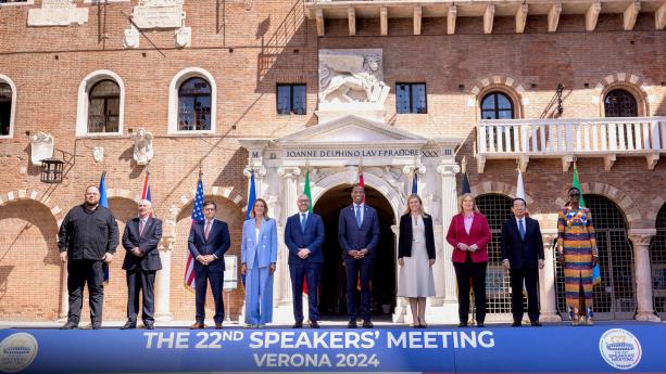 G7 Parlamenti di Verona, Fontana: 